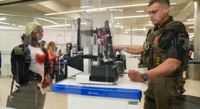 A hatalmas sorok miatt a repterekre küldték az ICE ügynökeit, több demokrata ebben baljós jelet lát a félidős választás előtt