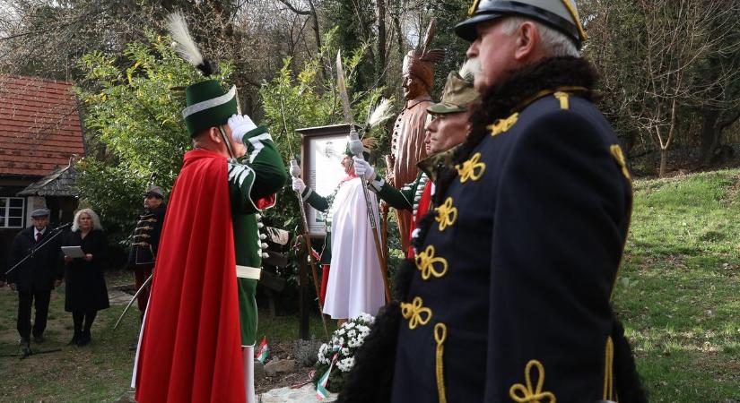 A Szent Korona nyomában: egy kis vasi falu, ahol a történelem íródott
