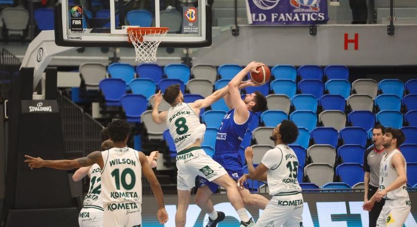 Újabb túlórában kivívott diadallal folytatták a bajnokságot a kaposvári kosárlabdázók