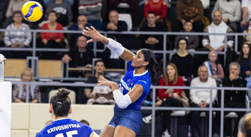 Női röplabda Extraliga: a Békéscsaba előnybe került a bronzcsatában