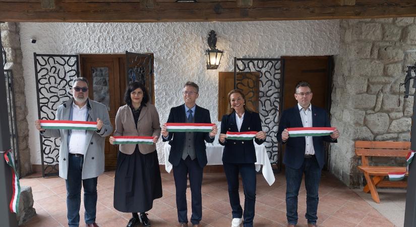 Nem épületet adtak át, hanem végrendeletet hajtottak végre