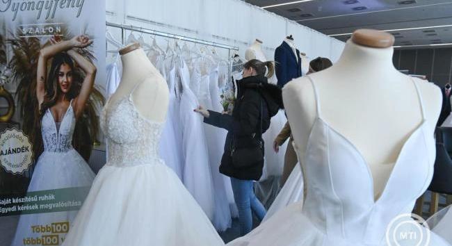 Továbbra is jelentősen emelkedik a házasságkötések száma Magyarországon