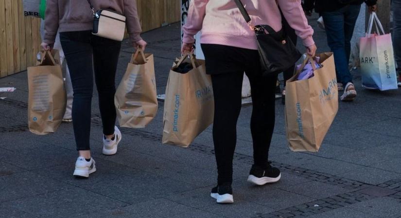 Berobbant a magyarok kedvenc ruhamárkája: meglepő piacon hódít, szomszédunkban pedig egymás után nyitja az üzleteket