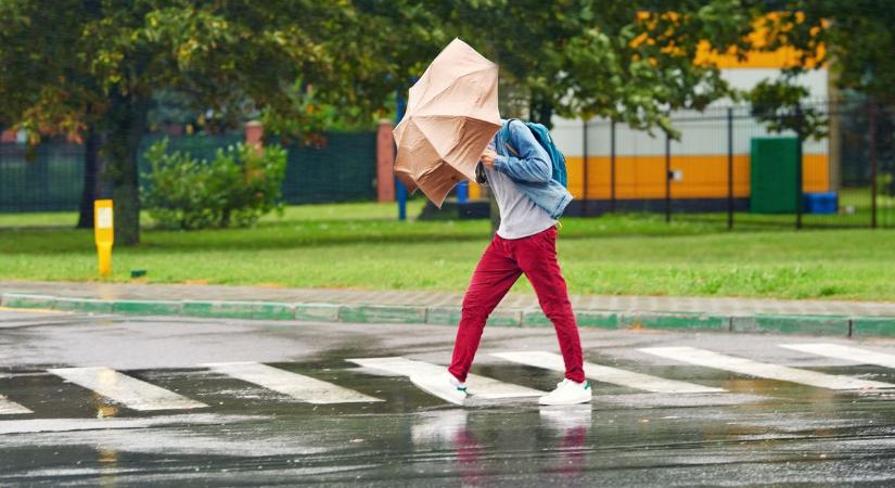 Vasárnap is marad a szeles, esős idő