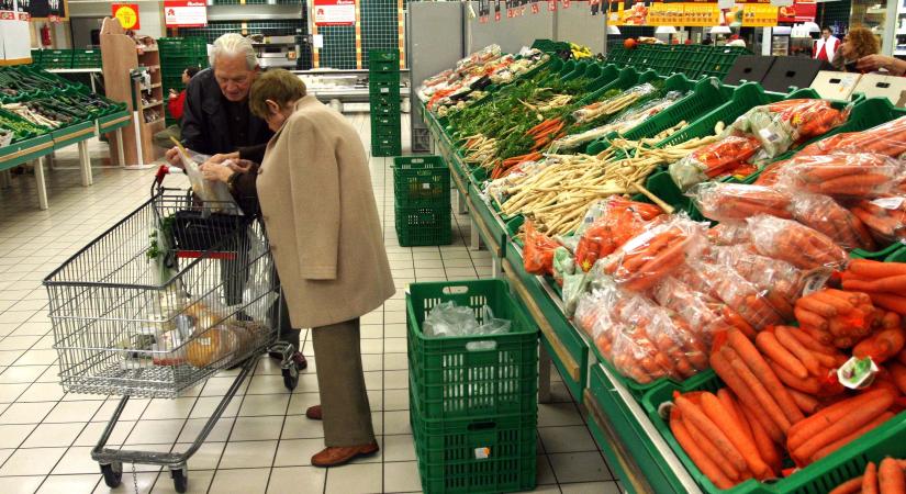 Repülőrajtot vett az infláció, megint zsebbe nyúlhatnak a családok