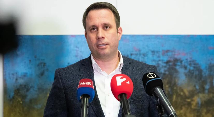 Dömötör Csaba: A Tisza eltörölné az árkorlátozásokat és a rezsicsökkentést