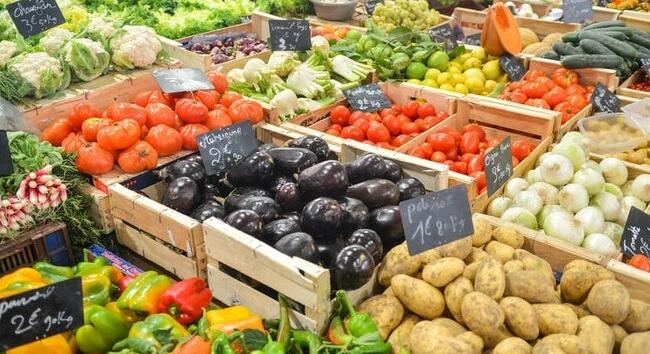 Húsvéti nyitvatartás 2026: így lesznek nyitva a piacok nagycsütörtökön és nagyszombaton