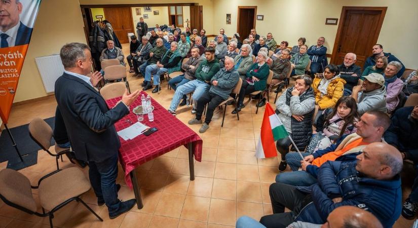 A legfontosabb témák voltak napirenden Tengelicen (galéria)