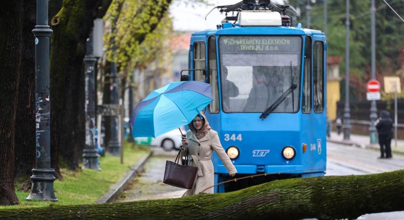 Időjárás: 90 kilométeres széllökésekre is számíthatunk, Zágrábot már letarolta a vihar, húsvétig se állítják helyre