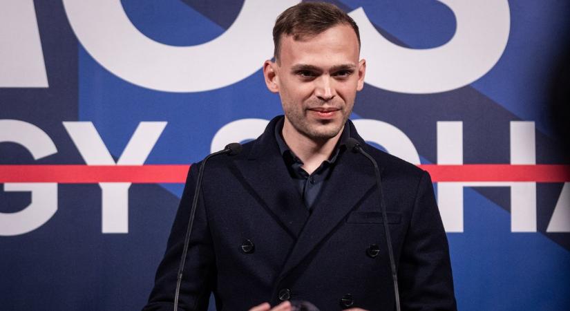 A Tisza jelöltje hazudik, mint a vízfolyás: váltig tagadta, hogy valaha a Mi Hazánk embere volt, de pechjére a fényképezőgépet már régen feltalálták