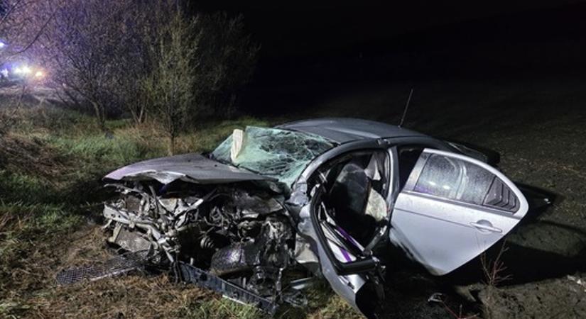 Súlyos baleset Kolozs megyében: öten a roncsok közé szorultak