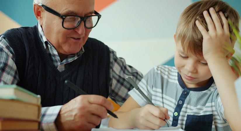 Tanítsunk-e folyóírást a 21. században, vagy ne tanítsunk?