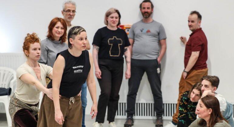 Országkórus – Dokumentarista színházi kísérlet az Örkényben