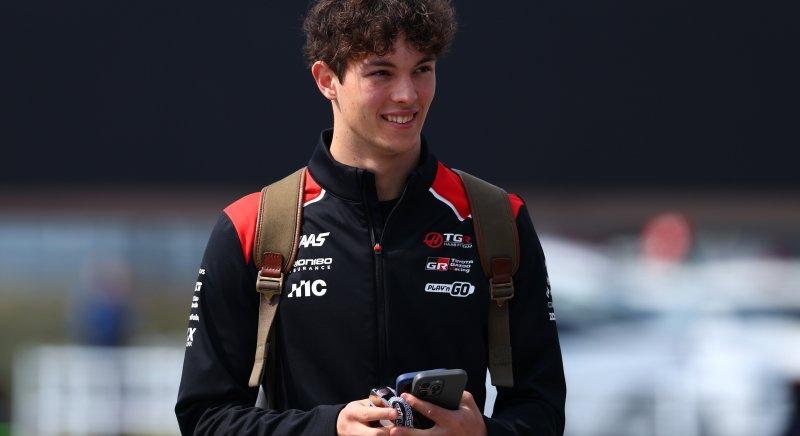 „Minden rendben” – Bearman bejelentkezett a balesete után