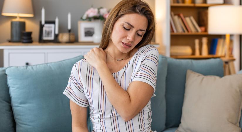 Ha ezt a tünetet érzed a válladban, az akár májrákra is utalhat