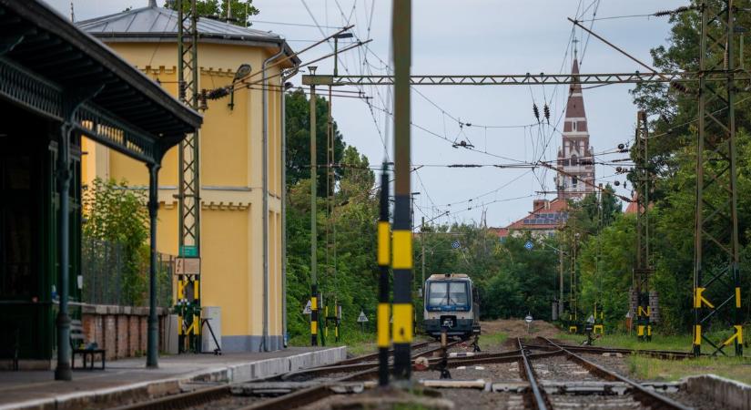 Több tucat utas kapott ajándékba pénzt a MÁV-tól az óraátállítás után