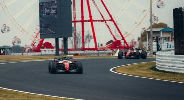 Vasseur nem bánja, hogy harcolnak a pilótái