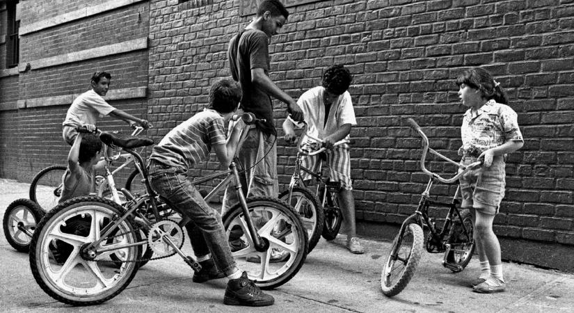 Elfogytak a lehetőségek: a Z generáció számára nem maradt más, csak a kriptovaluták