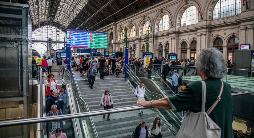 Lekésett az óraátállításról a MÁV, tévesen utalta az utasoknak a késési biztosítást