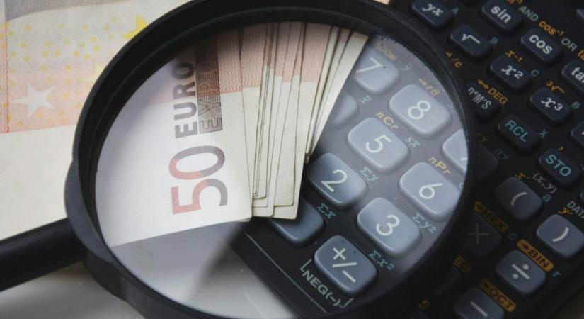 Újra gyorsul az infláció: Az olajválság miatt drágulhat minden