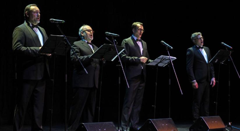 Mottójuk még talán sosem volt ennyire aktuális - A Kaposvári Rotary szombaton ünnepelte fennállásának 15. évfordulóját