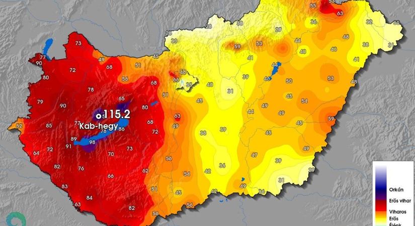 Repültek a tetőcserepek? Több zalai település is a legszelesebb toplistán!