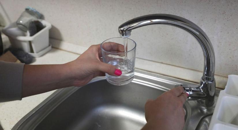 Hiába nyitogatod a csapot, ezen nem segít! - Nyomásingadozás várható, az egész várost érinti!