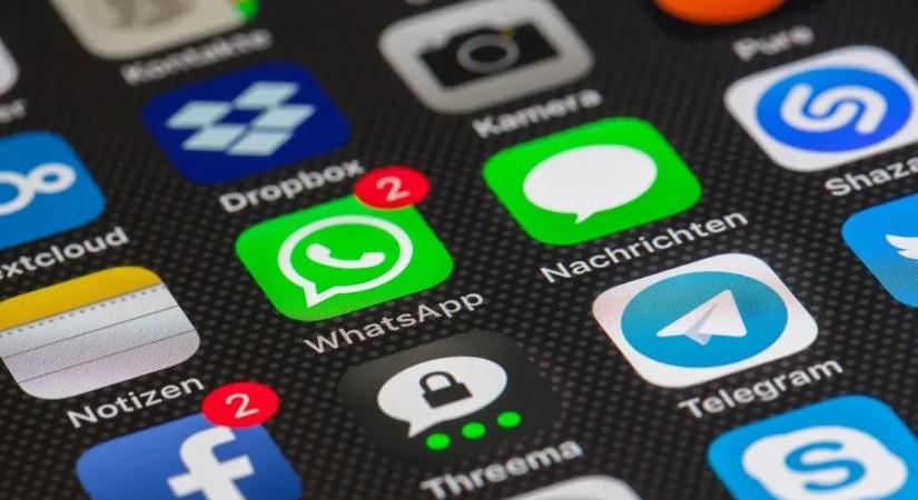 Sokkoló újítás a WhatsAppon: mesterséges intelligencia veheti át a beszélgetéseidet!