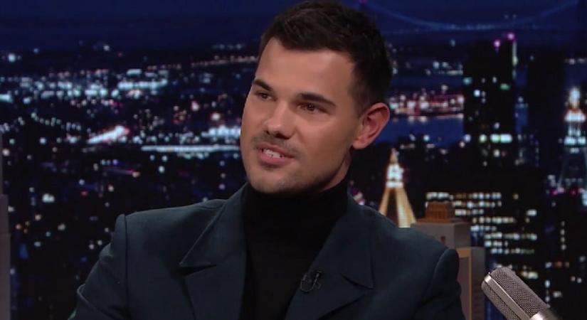 Gólyahír: Taylor Lautner, az Alkonyat sztárja és a felesége, Taylor Lautner első közös gyermeküket várják