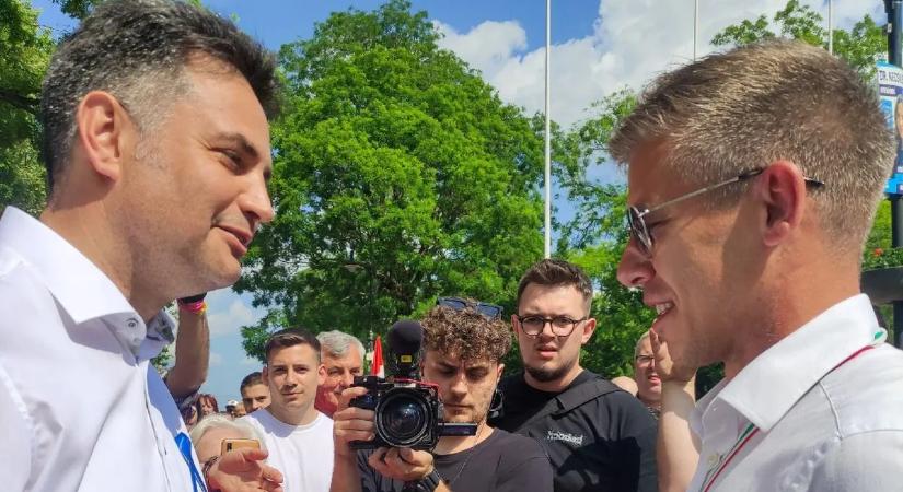 A történelem ismétli önmagát, megint külföldről pénzelik az ellenzéket