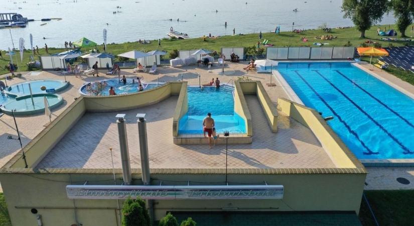 Bezár a népszerű fürdő a szezon előtt – brutális veszteségek állnak a háttérben