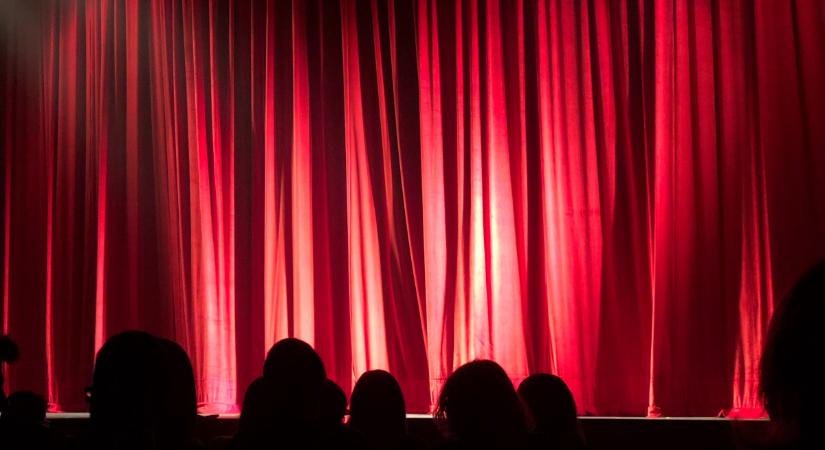 Ma van a színházi világnap