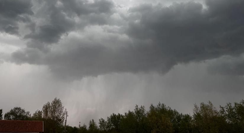 Marad a borult idő, vagy visszatér a napsütés? Mutatjuk, milyen idő lesz hétfőn
