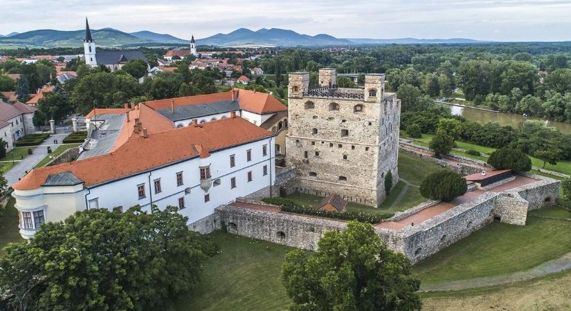 Életre kel a Várnegyed: húsvéti zsibongás vár minden korosztályt