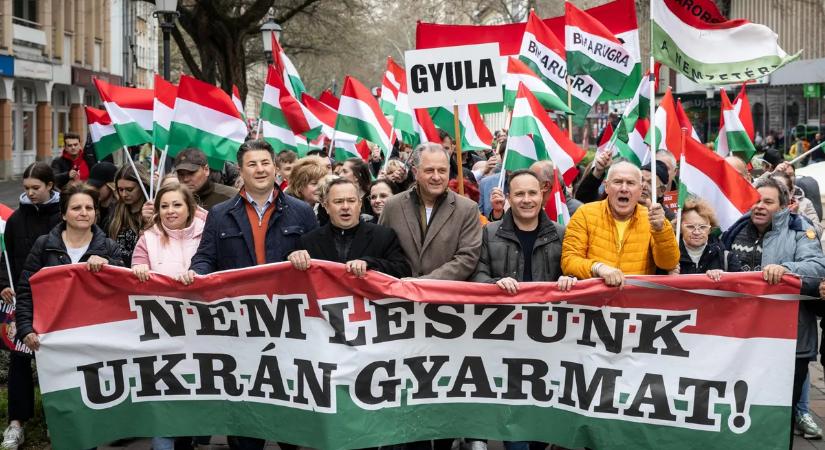 Békéscsabán is békemenettel várták Orbán Viktort – galéria