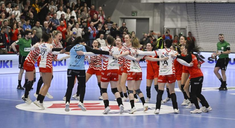 Története első európai kupaidényében négyes döntőbe jutott Elek Gábor csapata az EL-ben