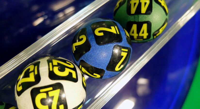 Hatoslottó: 315 millió forintot ért a főnyeremény, nagyon kerek számokat húztak ki
