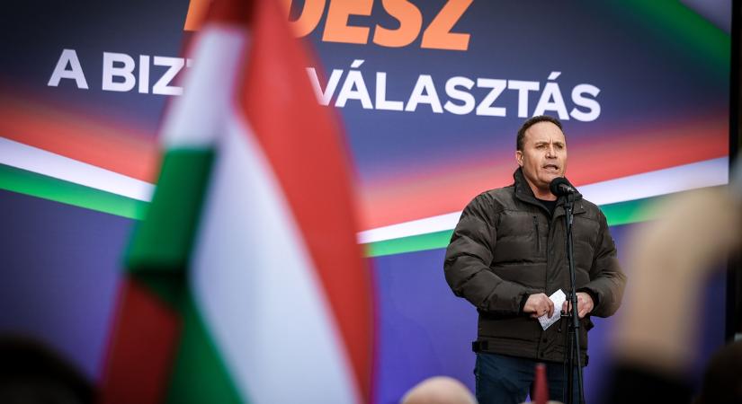 Olyan választásra készülünk, amely nem egyszerűen arról szól, hogy politikai pártot választunk, hanem sorsot