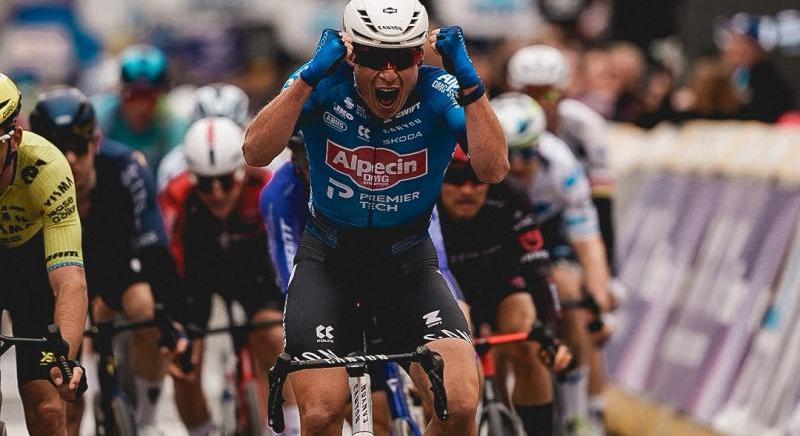 Jasper Philipsen elorozta a Wevelgem elssgt a sztrdu ell