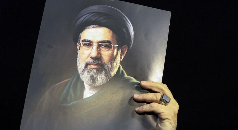Olyan súlyos információk kerültek elő Irán új vezetőjéről, amelyekért hazájában kivégzés járhat