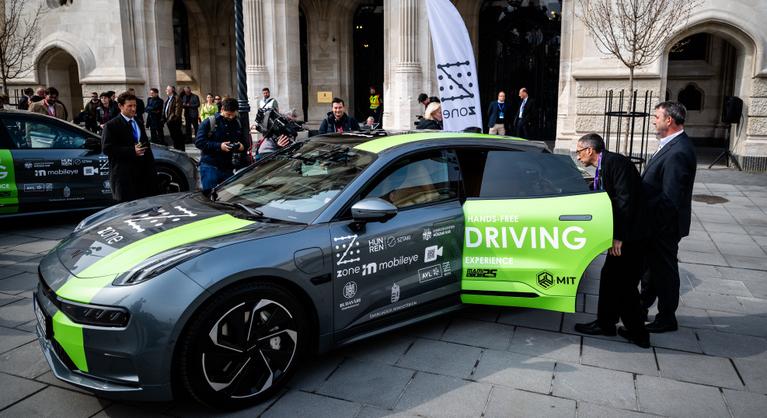 Magyarország kicsi, de ezen a pályán nagyot ugorhat