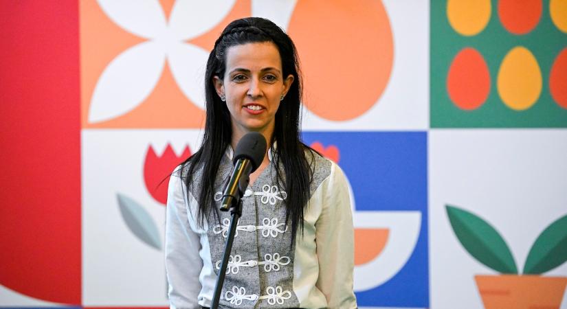 Koncz Zsófia: Több mint 30 támogatási forma segíti a magyar családokat