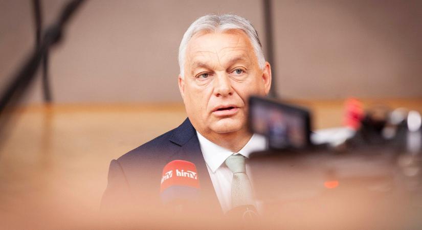 Orbán Viktor megmutatta a mini hálószobáját, egy olyan lakosztályt, amelyet akkor használ, ha a Karmelitában bent kell aludnia a sok munka miatt