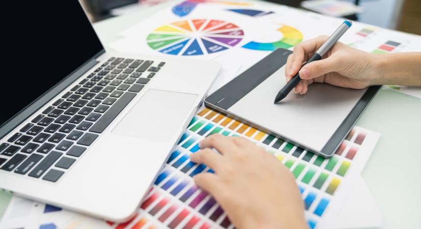 Azok járhatnak most igazán jól, akiknek ilyen végzettségük van: kapkodnak értük a cégek és még jól is fizetnek