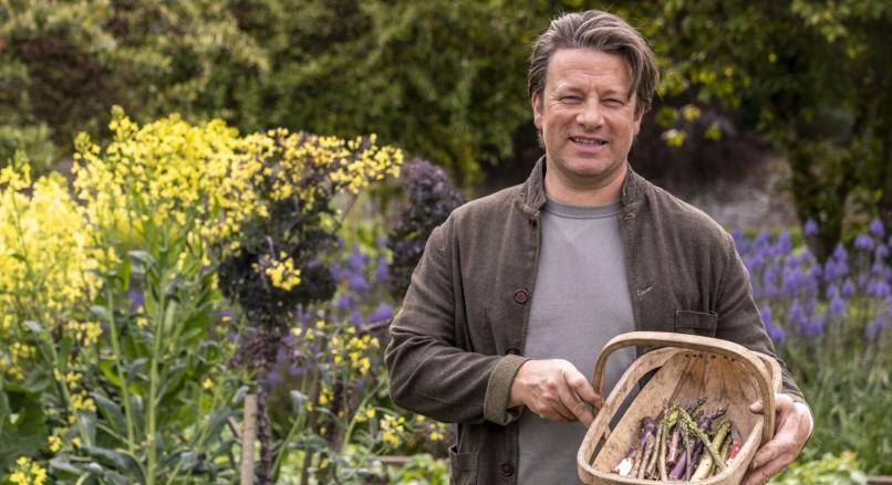 Sztárséfekkel támad egy magyar tévécsatorna – Így készül húsvétra a TV Paprika