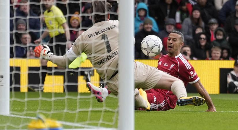 A válogatottszünetben is játszott a Liverpool, mindenki könnyekben tört ki