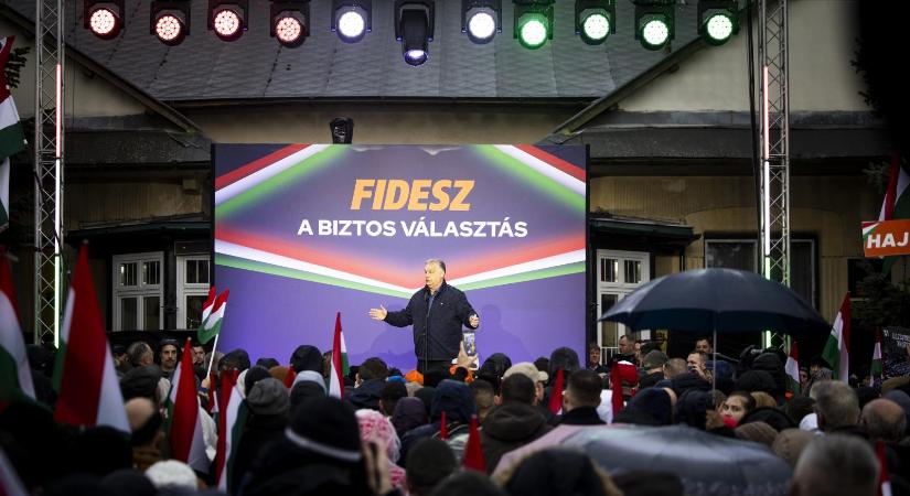 Feljelentést tettek az ellentüntetők az Orbán Viktor péceli gyűlésén őket vegzáló verőlegények miatt