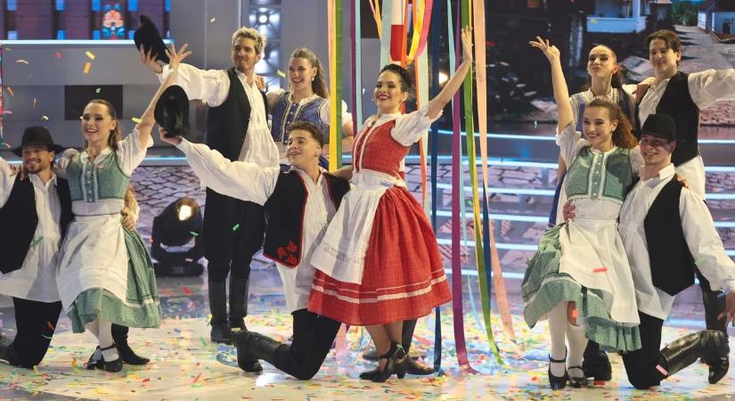 Elhozta a vidéki életérzést A Nagy Duett színpadára Lengyel Johanna és Schobert Norbi Junior