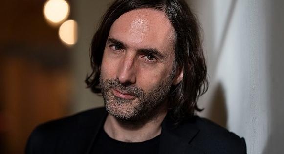 BENT AZ ÉJ, ODAKINT A SÖTÉTSÉG Paul Lynch: A próféta éneke / Helikon Kiadó