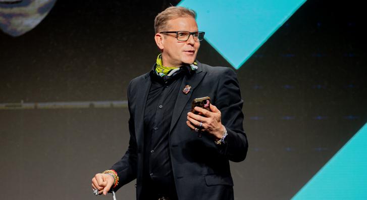 Kajdi Csaba: „Már nem számolom, hány repülőt késtem le”